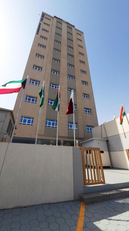 Zodiac Hotel Apartments Fahaheel Kuwait City Екстер'єр фото