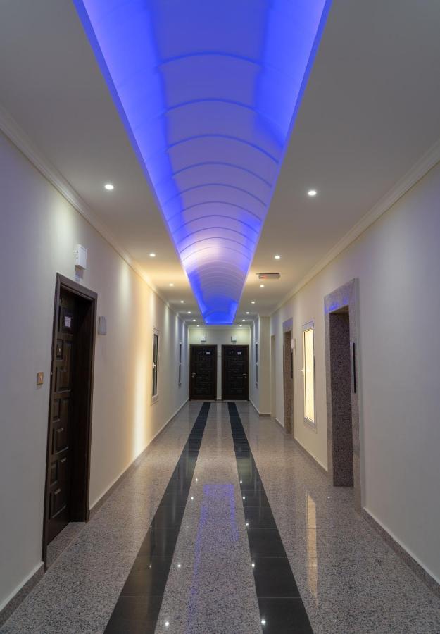 Zodiac Hotel Apartments Fahaheel Kuwait City Екстер'єр фото