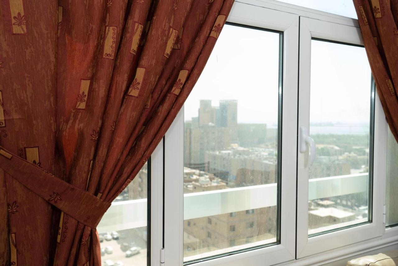 Zodiac Hotel Apartments Fahaheel Kuwait City Екстер'єр фото