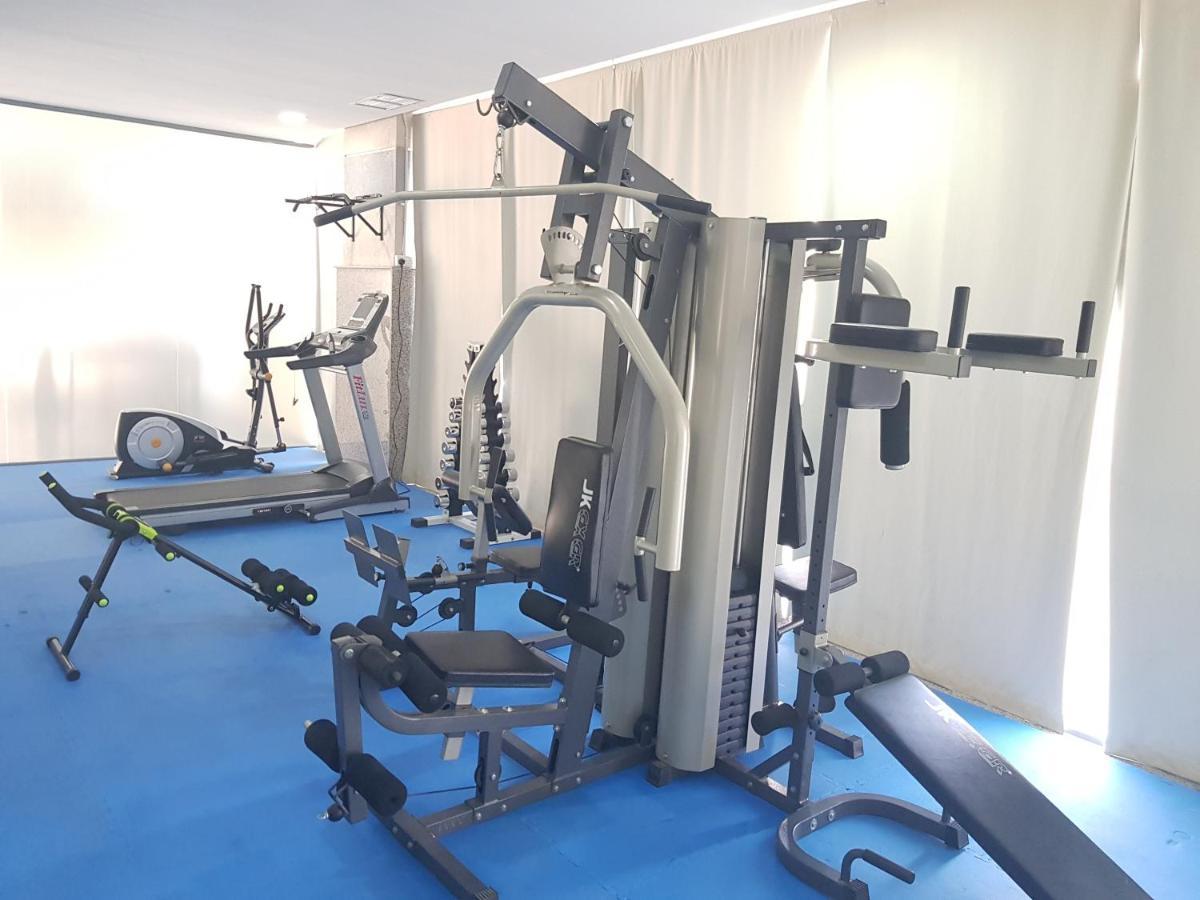 Zodiac Hotel Apartments Fahaheel Kuwait City Екстер'єр фото
